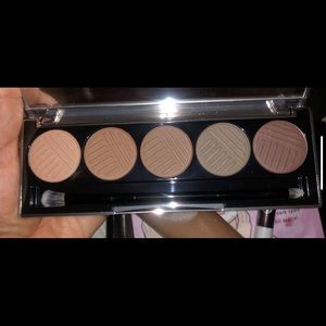 ♠️ SOLD ♠️ Dose Pretty Cool Palette